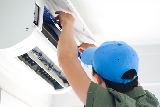 Don’t Forget to Hire an Air Conditioning Contractor This Spring